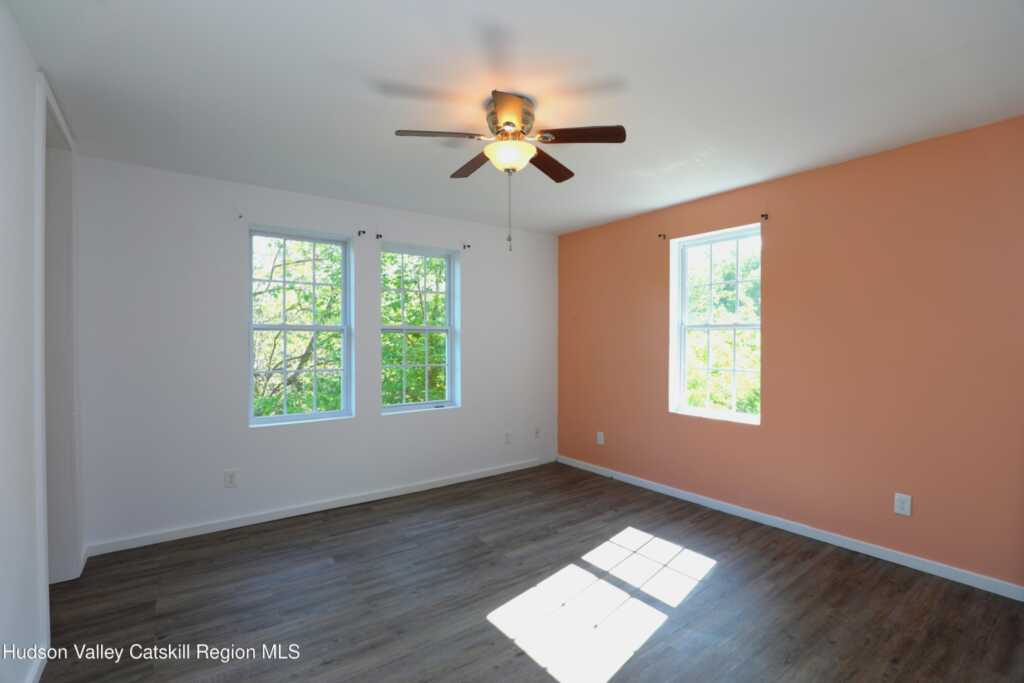154 John Street, Kingston, NY 12401 - Photo 9 of 24