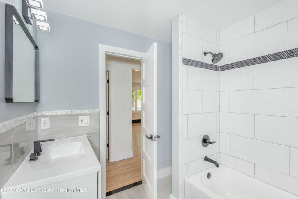 1198 Churchland Lane, Saugerties, NY 12477 - Photo 14 of 24