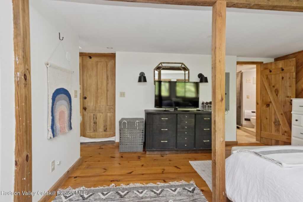 194 High Falls Road, Saugerties, NY 12477 - Photo 23 of 32