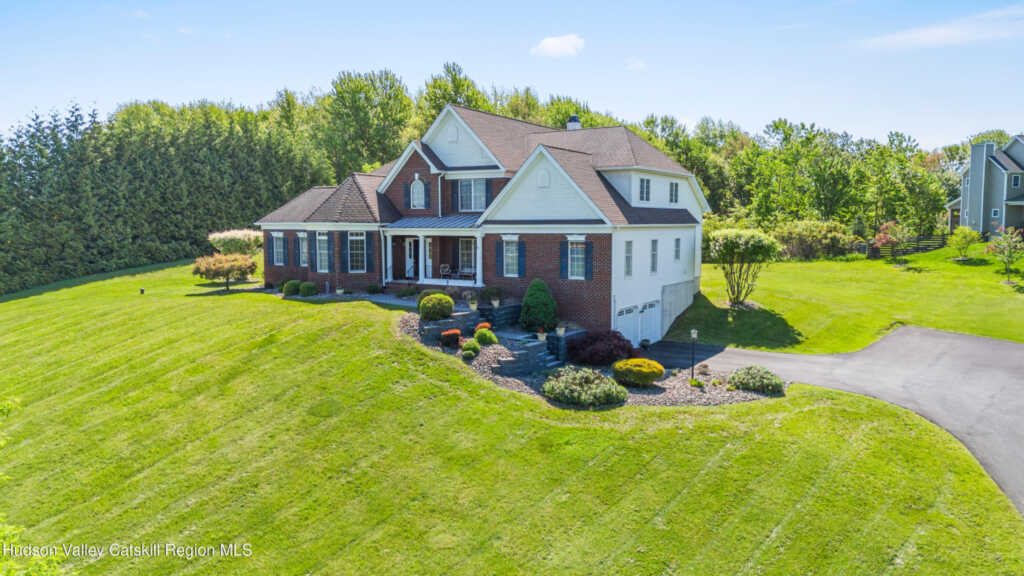 28 Le Fevre, New Paltz, NY 12561 - Photo 2 of 42