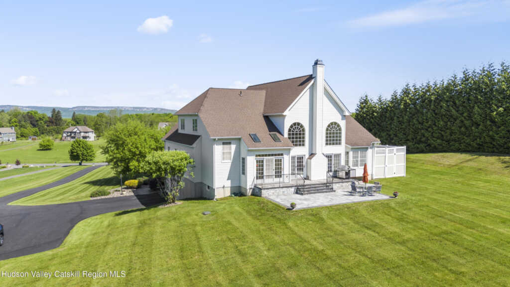 28 Le Fevre, New Paltz, NY 12561 - Photo 3 of 42