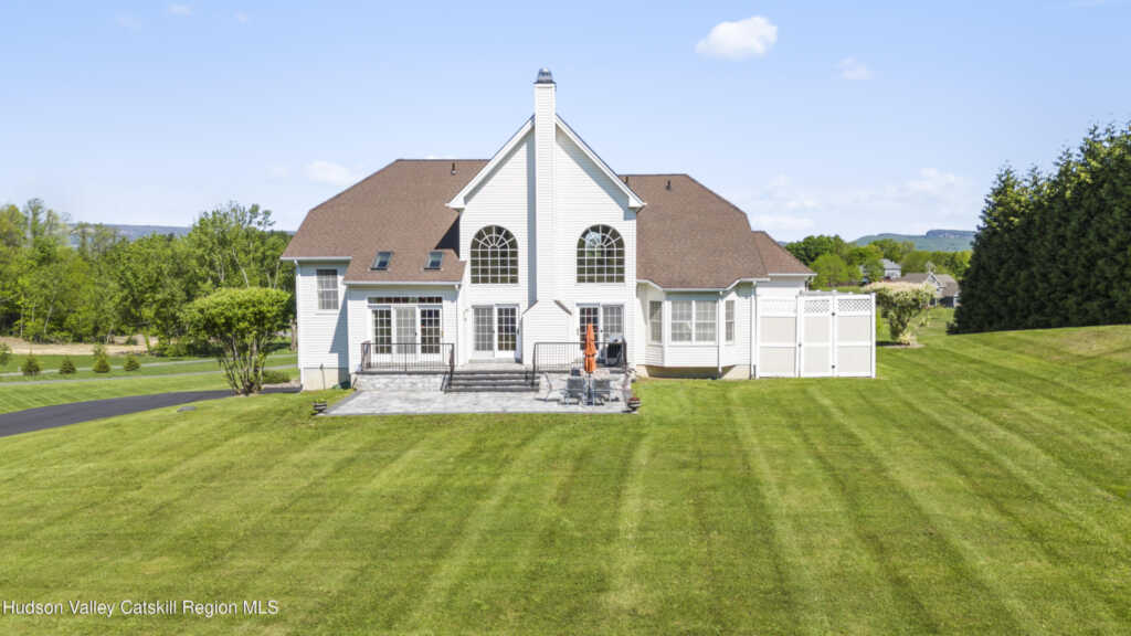 28 Le Fevre, New Paltz, NY 12561 - Photo 4 of 42
