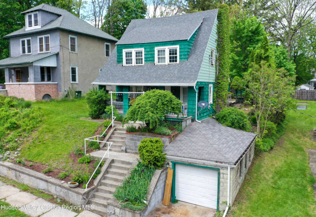 24 Park Street, Kingston, NY 12401 - Photo 4 of 16