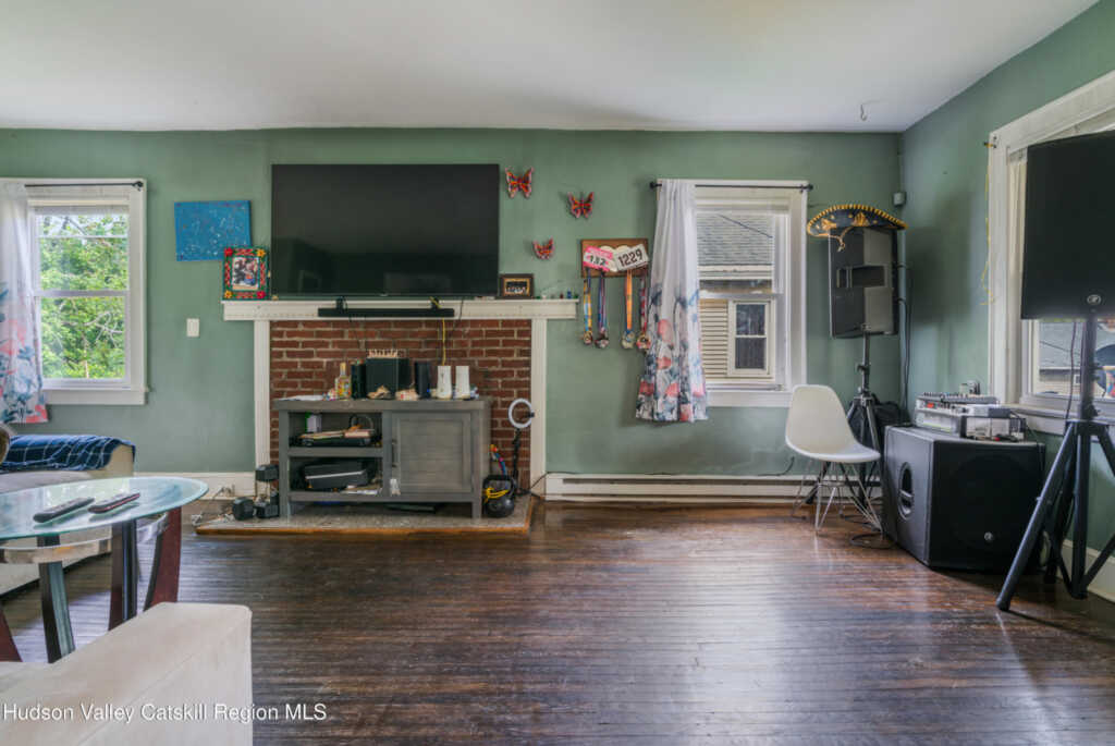24 Park Street, Kingston, NY 12401 - Photo 7 of 16