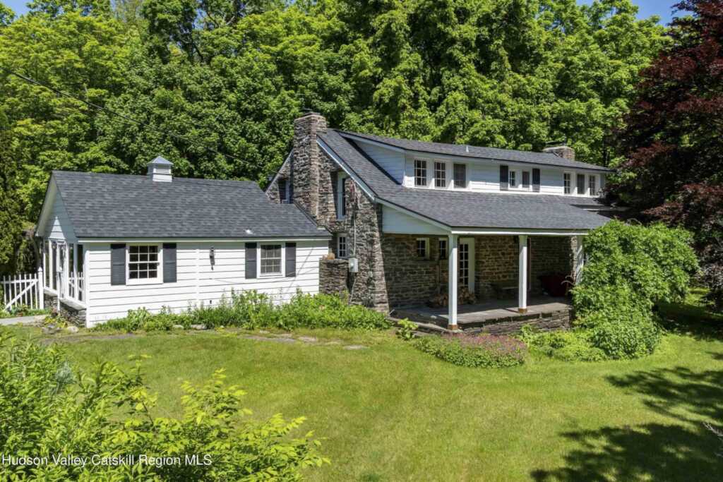 1716 Route 212, Saugerties, NY 12477 - Photo 4 of 50