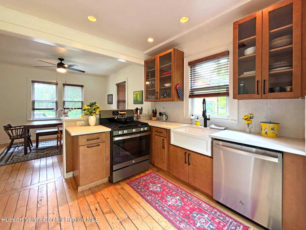 196 Tinker Street, Woodstock, NY 12498 - Photo 11 of 28