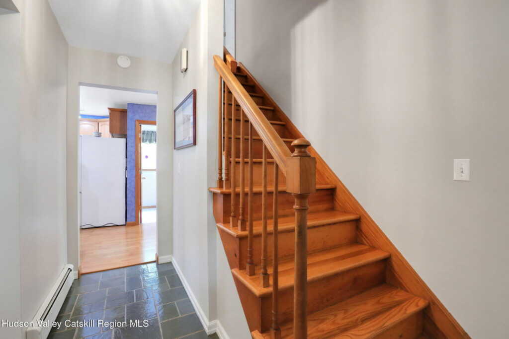 135 Fairway Drive, Hurley, NY 12443 - Photo 18 of 33