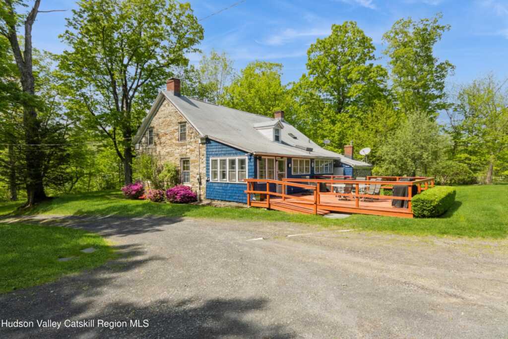 310 Old Kings Highway Highway, Saugerties, NY 12477 - Photo 10 of 15