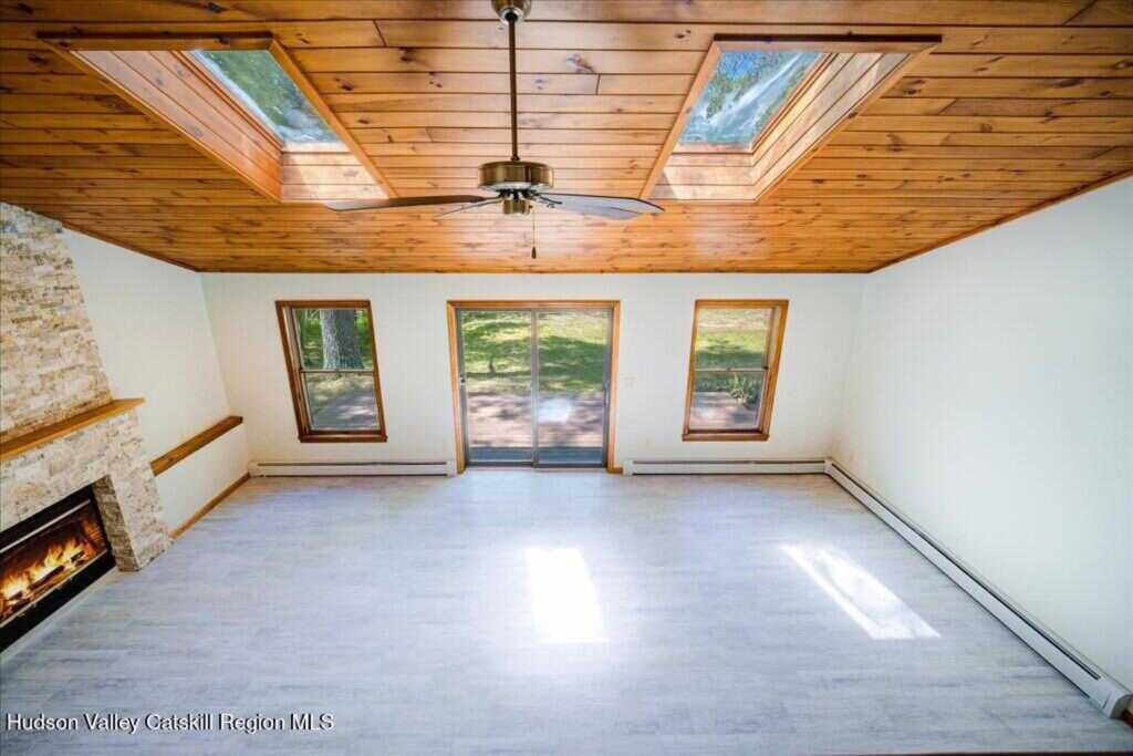 180 W Hurley Road, Woodstock, NY 12498 - Photo 19 of 42