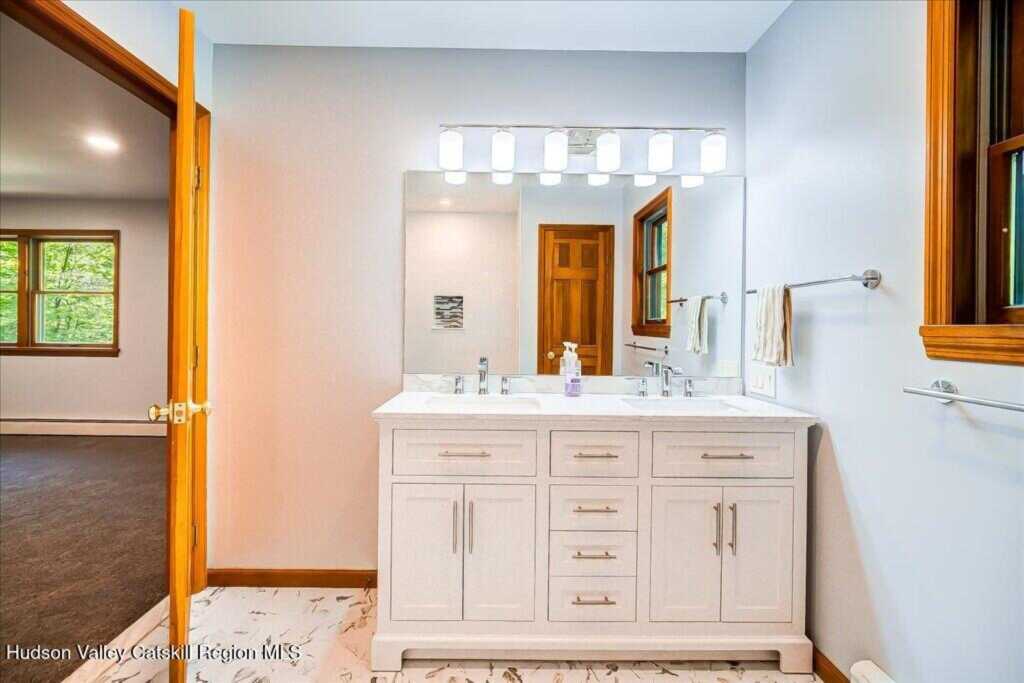 180 W Hurley Road, Woodstock, NY 12498 - Photo 39 of 42