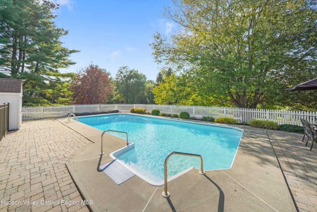 18 Meadow Road, New Paltz, NY 12561 - Photo 23 of 30