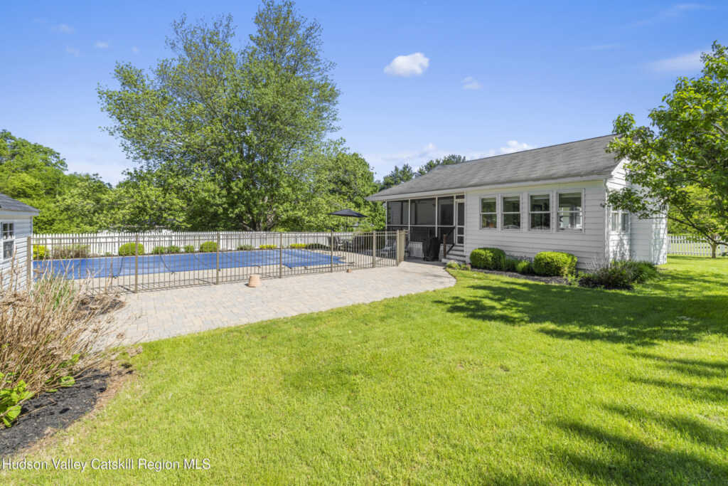 18 Meadow Road, New Paltz, NY 12561 - Photo 27 of 30