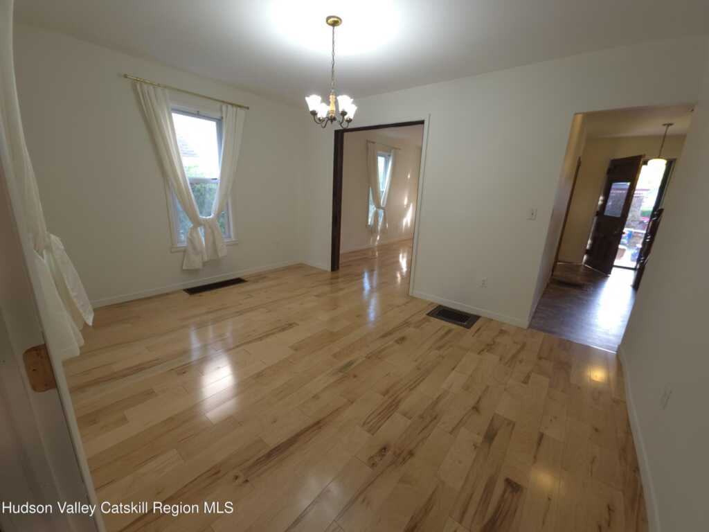 26 Lafayette Avenue, Kingston, NY 12401 - Photo 4 of 20