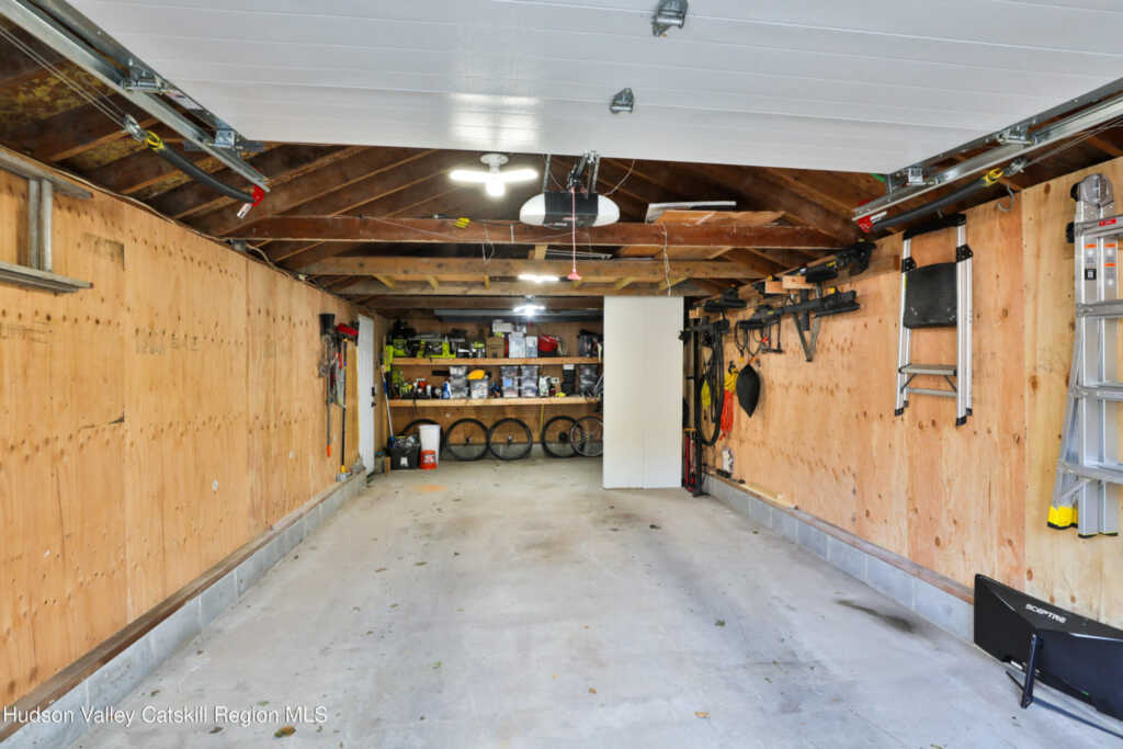 162 North, Kingston, NY 12401 - Photo 23 of 31