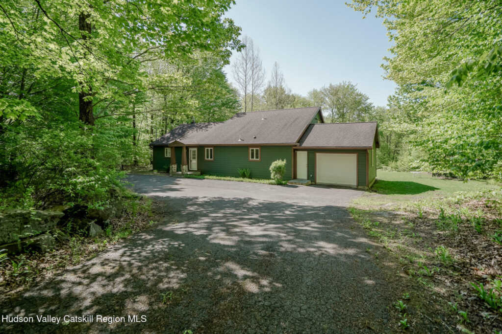 148 Ed West Road, Phoenicia, NY 12464