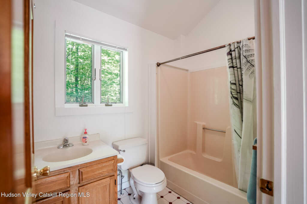 148 Ed West Road, Phoenicia, NY 12464 - Photo 12 of 17