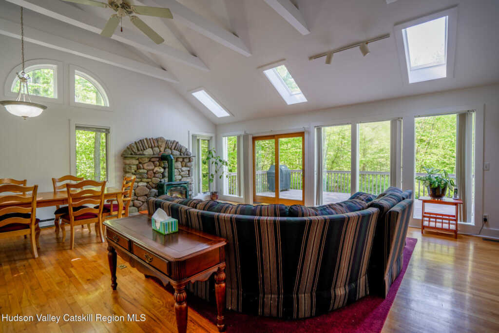 148 Ed West Road, Phoenicia, NY 12464 - Photo 4 of 17