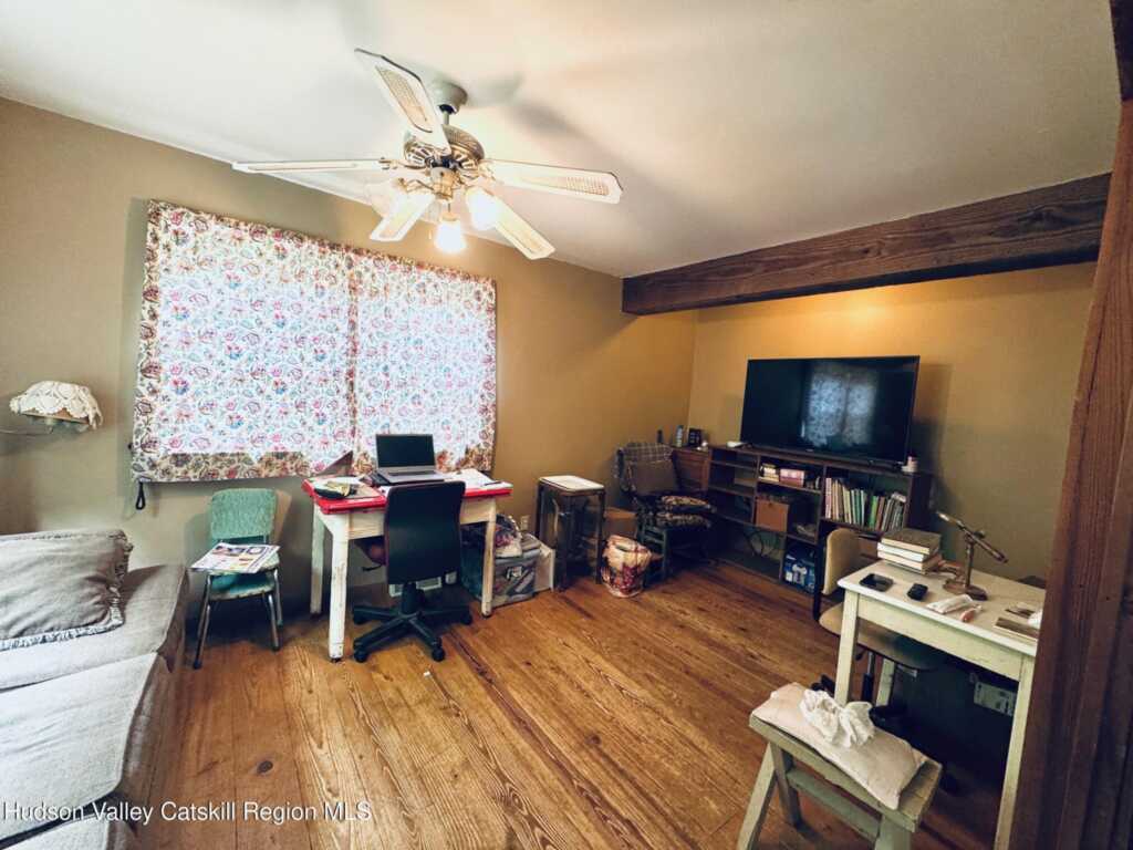 28 Mrs Franks Road, Saugerties, NY 12477 - Photo 10 of 37