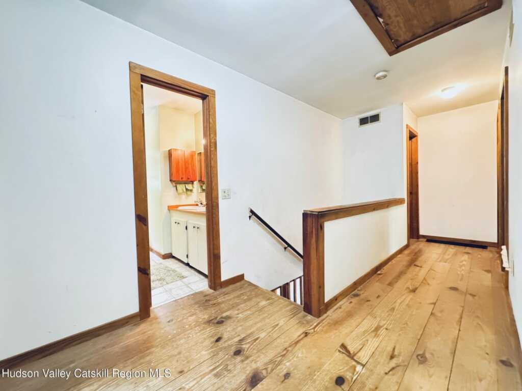 28 Mrs Franks Road, Saugerties, NY 12477 - Photo 15 of 37