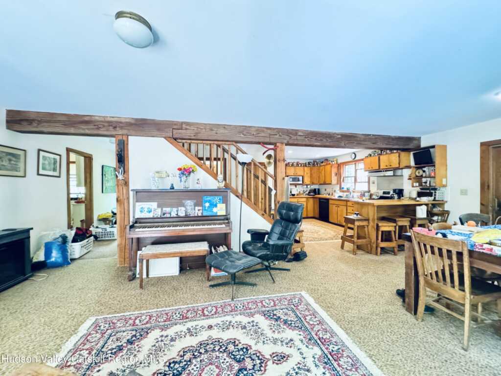 28 Mrs Franks Road, Saugerties, NY 12477 - Photo 8 of 37