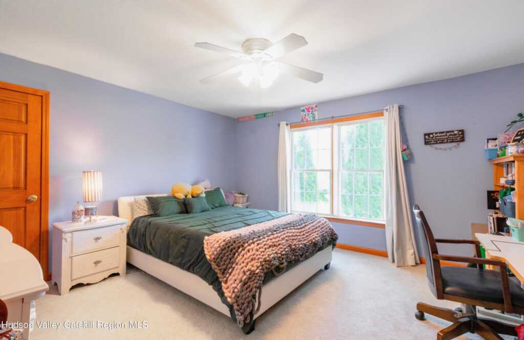 33 Camelot Court Court, Saugerties, NY 12477 - Photo 20 of 36