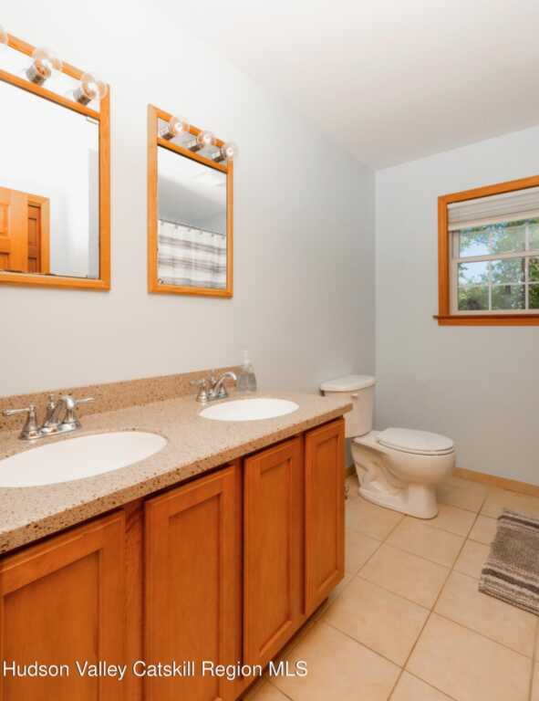 33 Camelot Court Court, Saugerties, NY 12477 - Photo 22 of 36