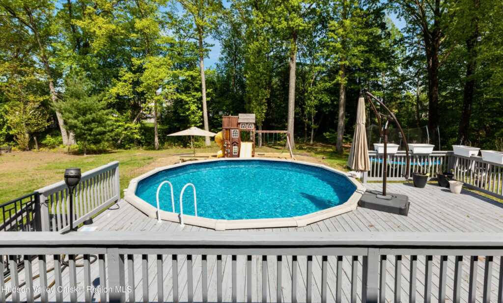 33 Camelot Court Court, Saugerties, NY 12477 - Photo 27 of 36