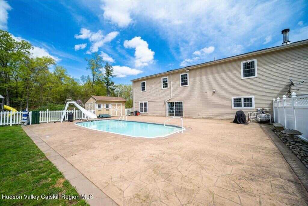 424 Joys Lane, Hurley, NY 12443 - Photo 28 of 34