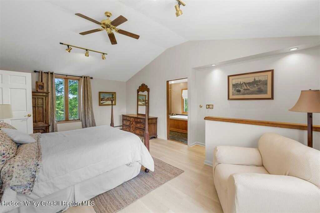 262-268 Patterson Lane, Saugerties, NY 12477 - Photo 15 of 34