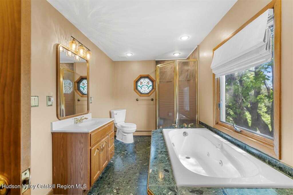 262-268 Patterson Lane, Saugerties, NY 12477 - Photo 17 of 34