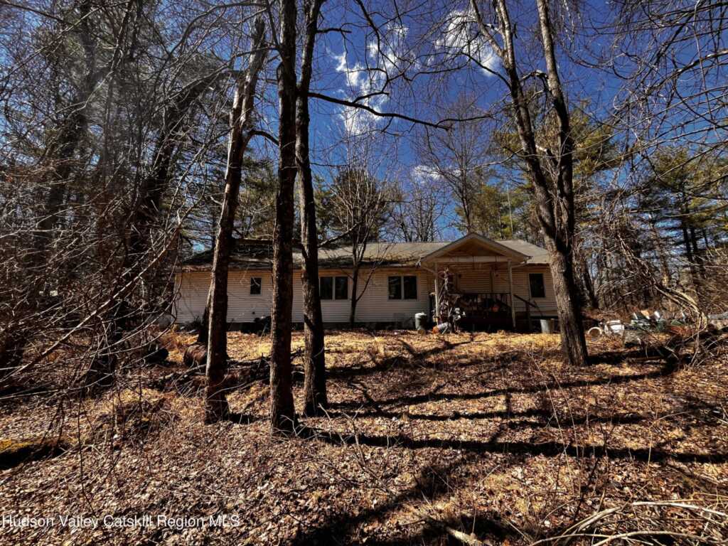 1145 Glasco Turnpike, Saugerties, NY 12477 - Photo 15 of 17