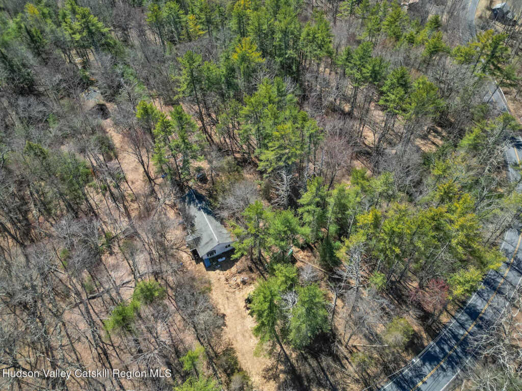 1145 Glasco Turnpike, Saugerties, NY 12477 - Photo 2 of 17