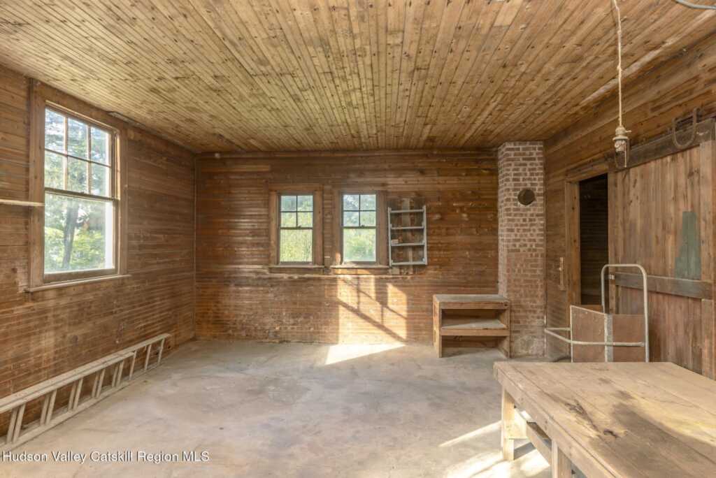 276 Pearl Street Street, Kingston, NY 12401 - Photo 44 of 47