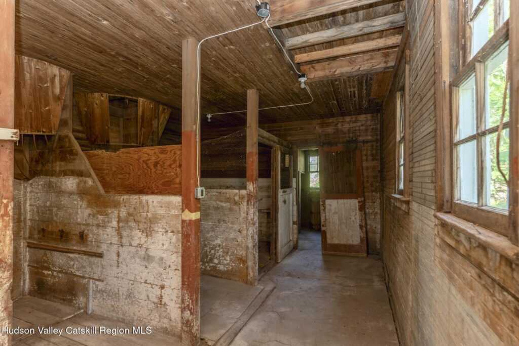 276 Pearl Street Street, Kingston, NY 12401 - Photo 45 of 47