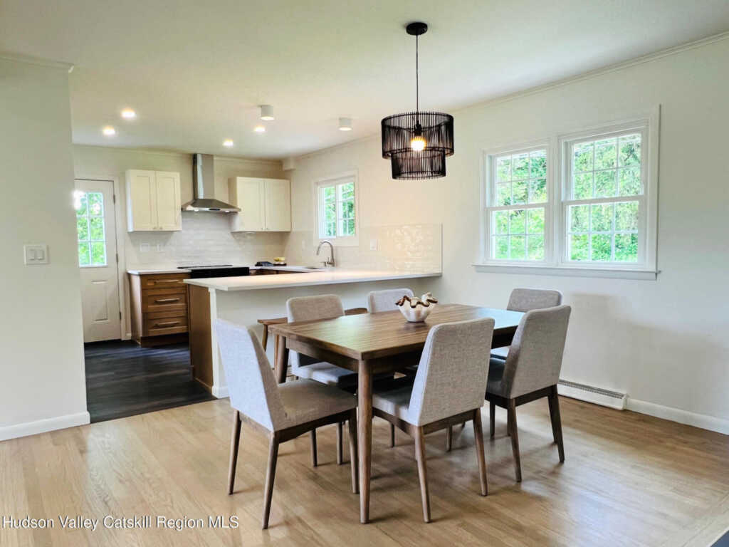 312 Market St Ext, Saugerties, NY 12477 - Photo 12 of 42