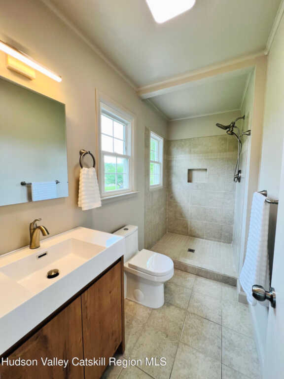312 Market St Ext, Saugerties, NY 12477 - Photo 20 of 42