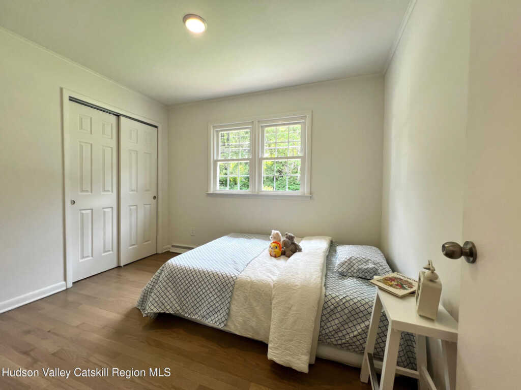 312 Market St Ext, Saugerties, NY 12477 - Photo 23 of 42