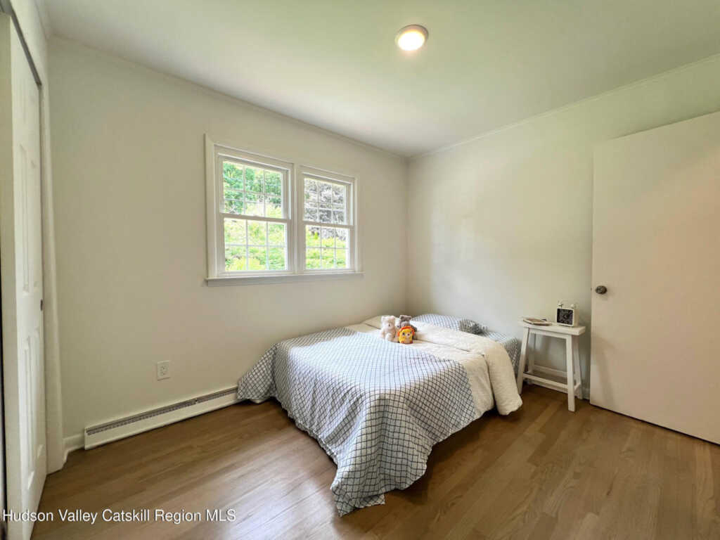 312 Market St Ext, Saugerties, NY 12477 - Photo 24 of 42