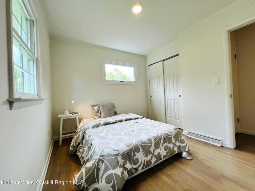 312 Market St Ext, Saugerties, NY 12477 - Photo 26 of 42