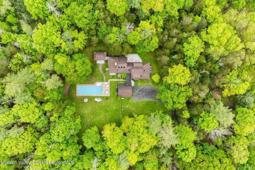 16 Juniper Lane, Woodstock, NY 12498 - Photo 2 of 33