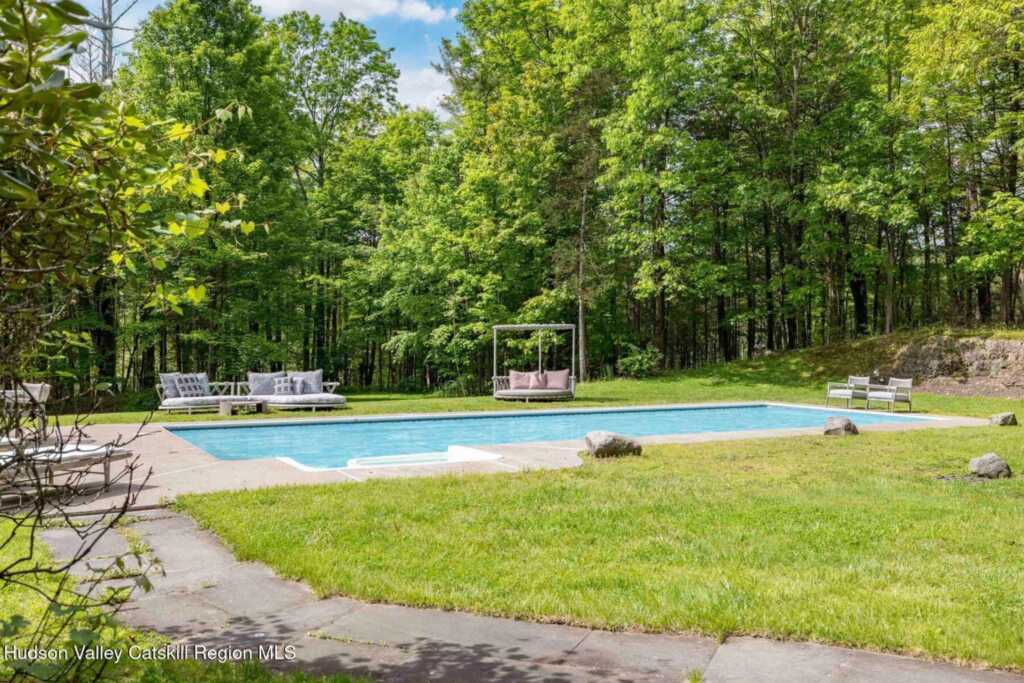 16 Juniper Lane, Woodstock, NY 12498 - Photo 3 of 33
