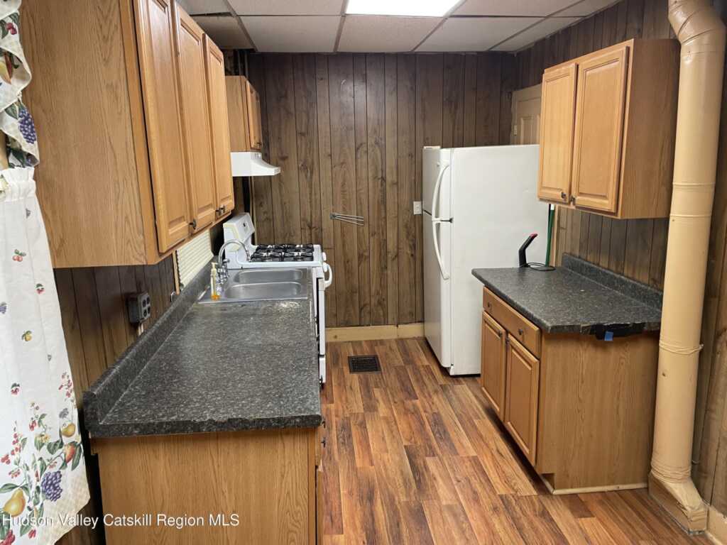 63 Gill Street, Kingston, NY 12401 - Photo 13 of 41