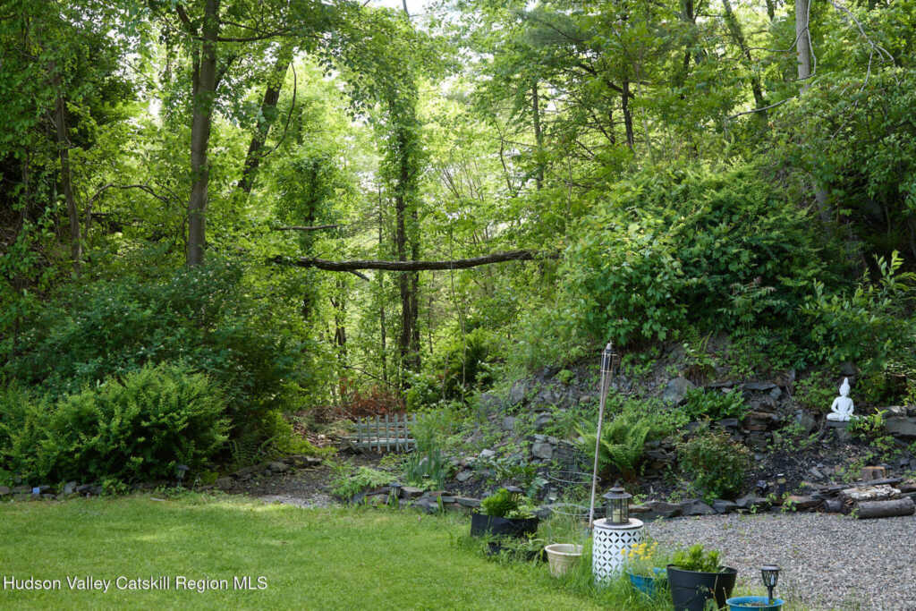 25 Beesmer Road, Hurley, NY 12443 - Photo 31 of 39