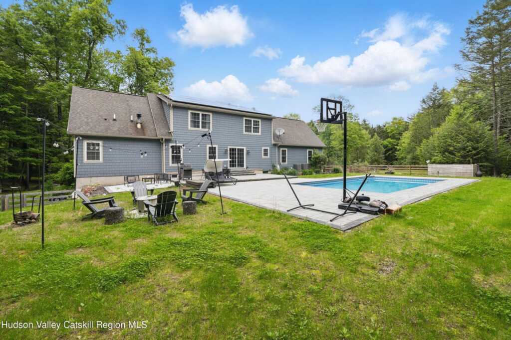123 Country Lane Lane, Hurley, NY 12443 - Photo 4 of 30