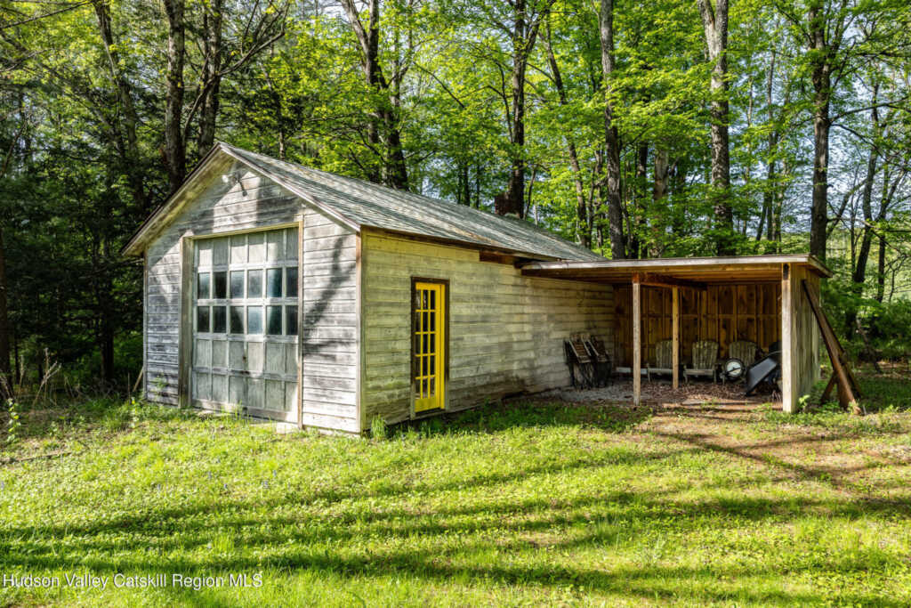 11 Louie Way, Woodstock, NY 12498 - Photo 35 of 39
