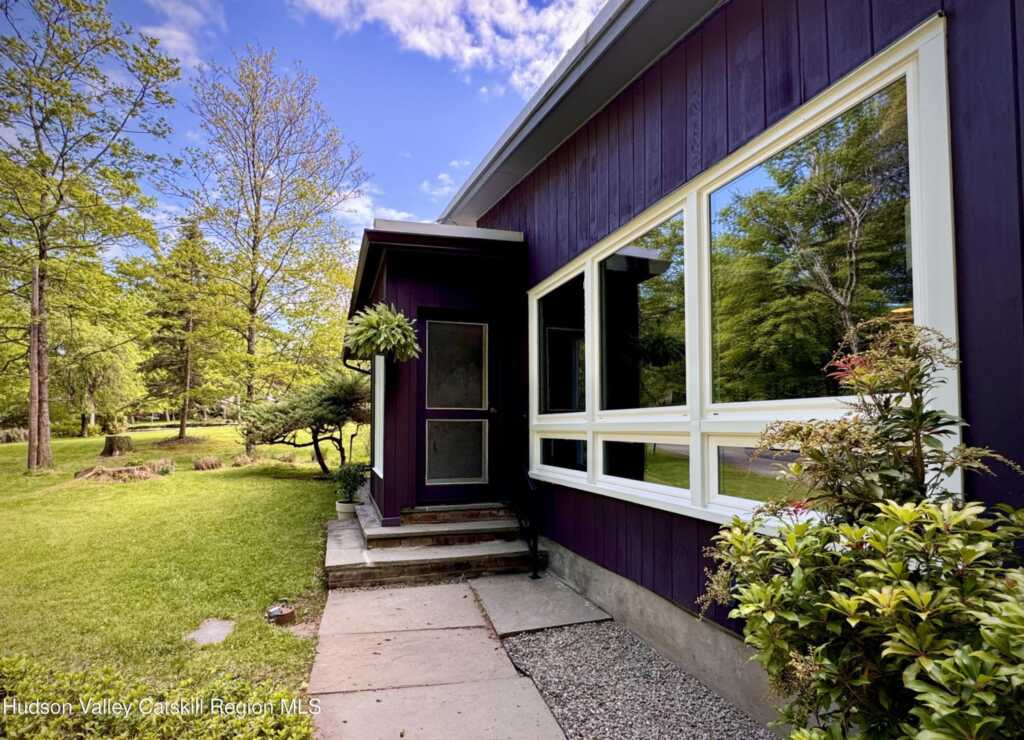 5 Briarwood Lane, Woodstock, NY 12498 - Photo 3 of 23