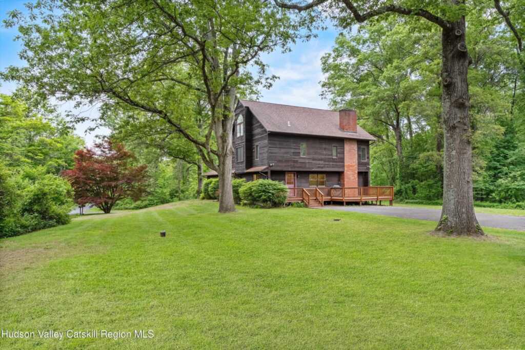 7 Elliotts Lane, New Paltz, NY 12561 - Photo 38 of 41
