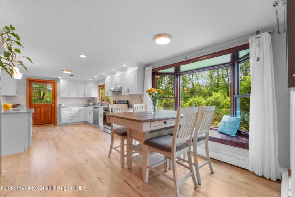 7 Elliotts Lane, New Paltz, NY 12561 - Photo 9 of 41