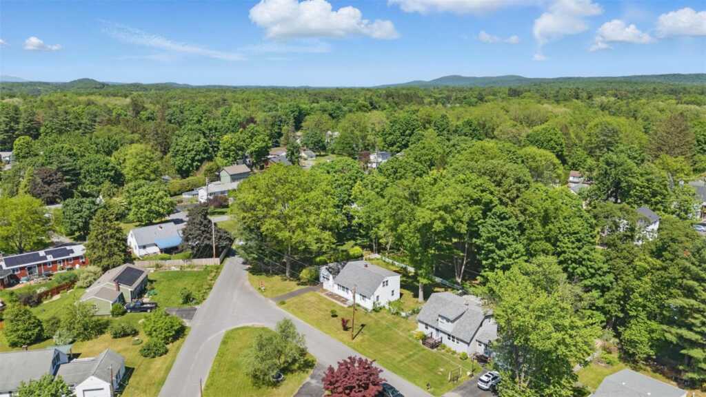 1 Huguenot Road, Rosendale, NY 12486 - Photo 33 of 36