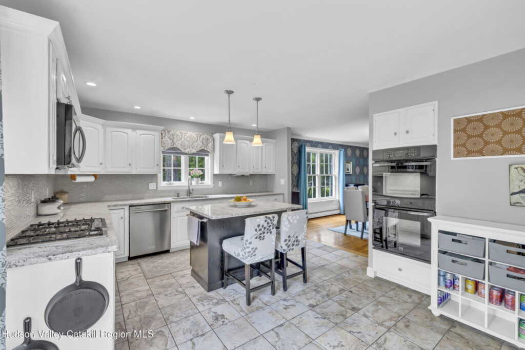 74 Vincent Lane, Stone Ridge, NY 12484 - Photo 18 of 50